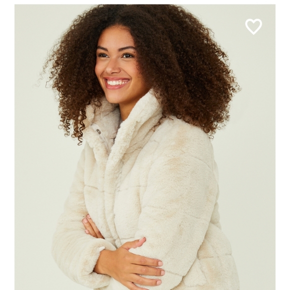 NWT Altar'd State Joelle faux fur jacket - small - Picture 3 of 13